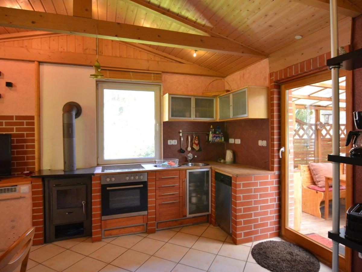 Beautiful Holiday Home With Covered Veranda Friedrichroda Exteriér fotografie
